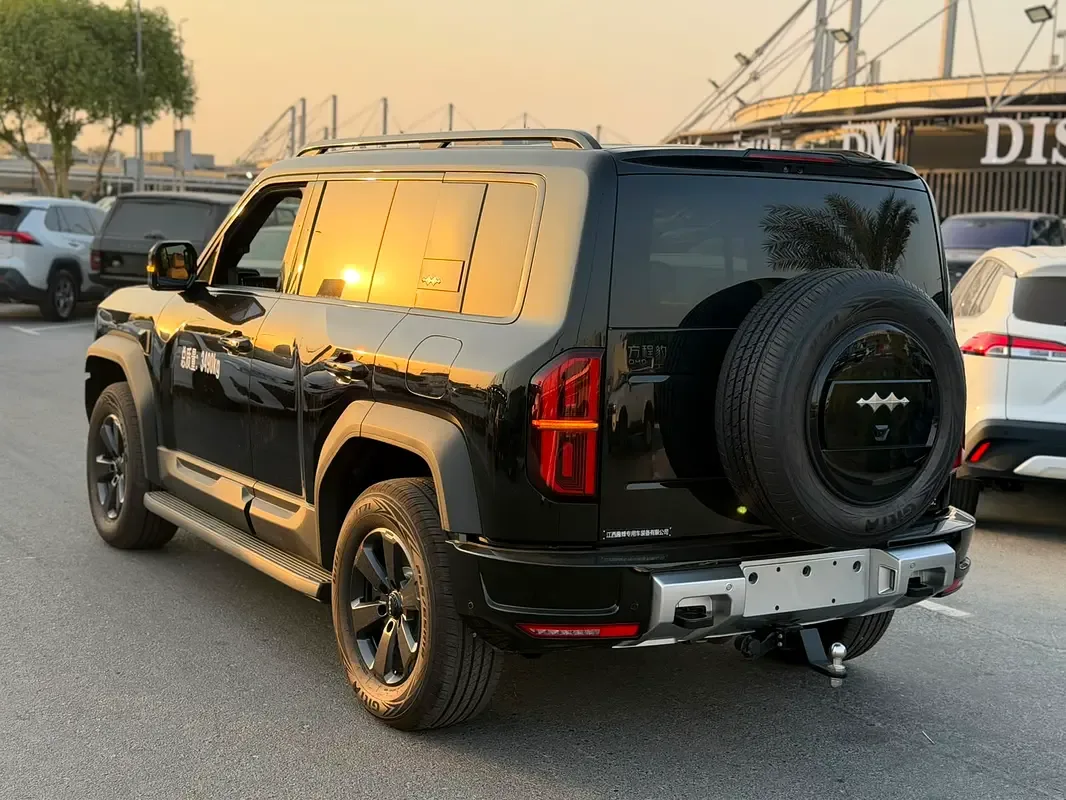 BYD FangChengBao Leopard 5 1.5 CVT AWD (687 حصان) - 15