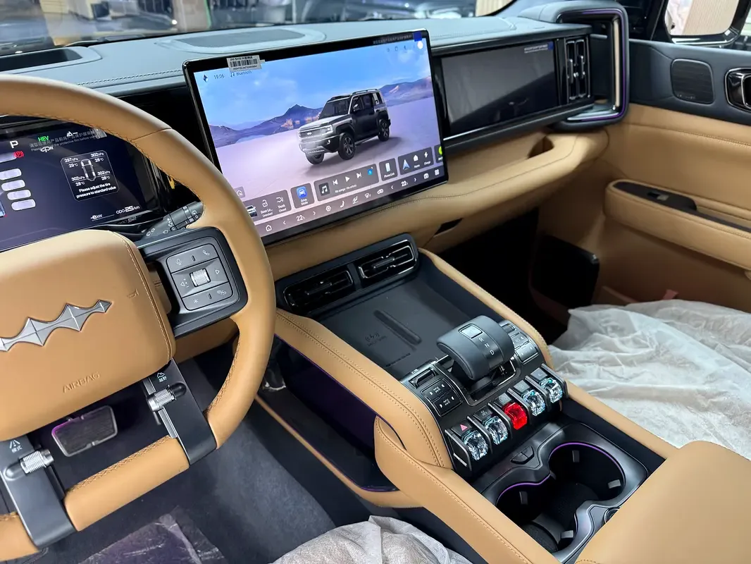 BYD FangChengBao Leopard 5 1.5 CVT AWD (687 hp) - 9