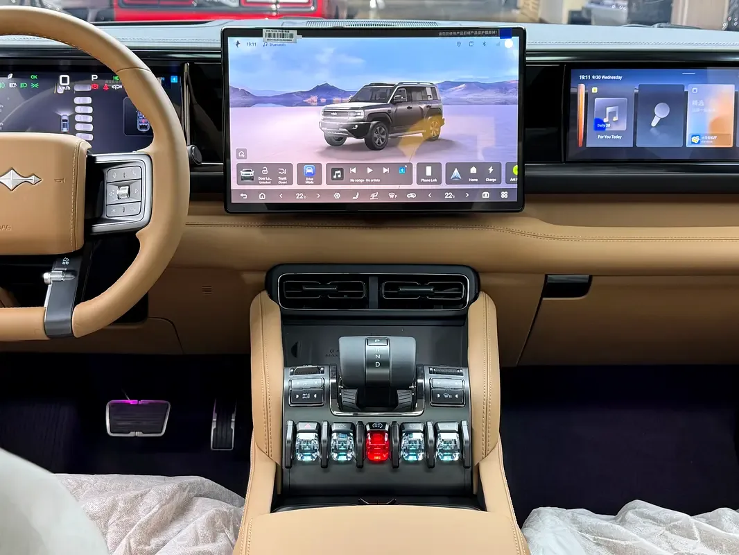 BYD FangChengBao Leopard 5 1.5 CVT AWD (687 hp) - 18