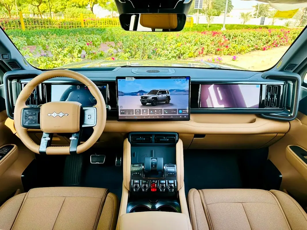 BYD FangChengBao Leopard 5 1.5 CVT AWD (687 حصان) - 10