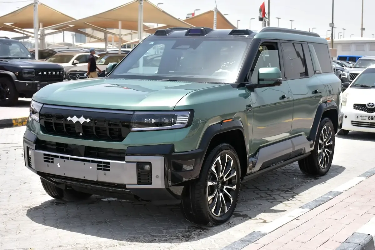 BYD FangChengBao Leopard 8 2.0 AT 4WD (952 hp)