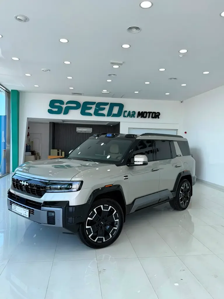BYD FangChengBao Leopard 8 2.0 AT 4WD (952 hp)