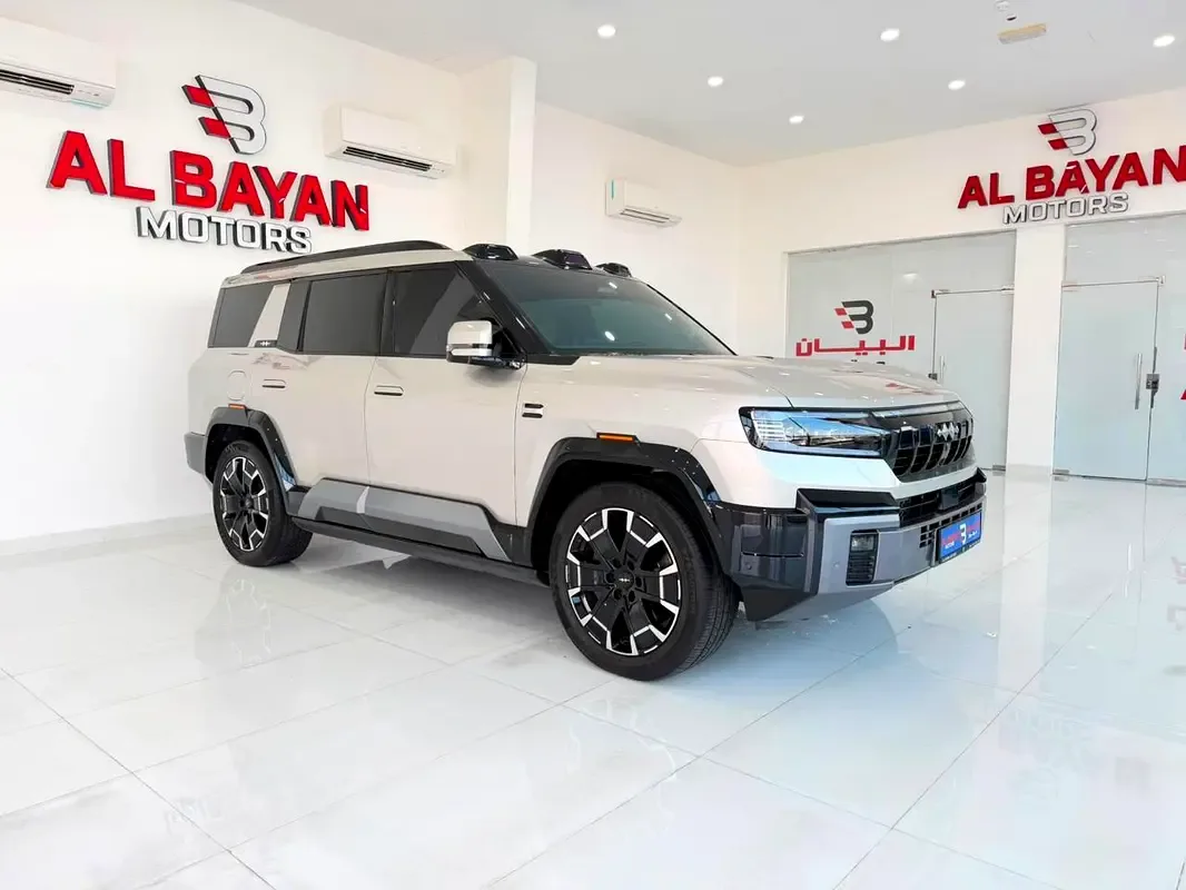 BYD FangChengBao Leopard 8 2.0 AT 4WD (952 hp)