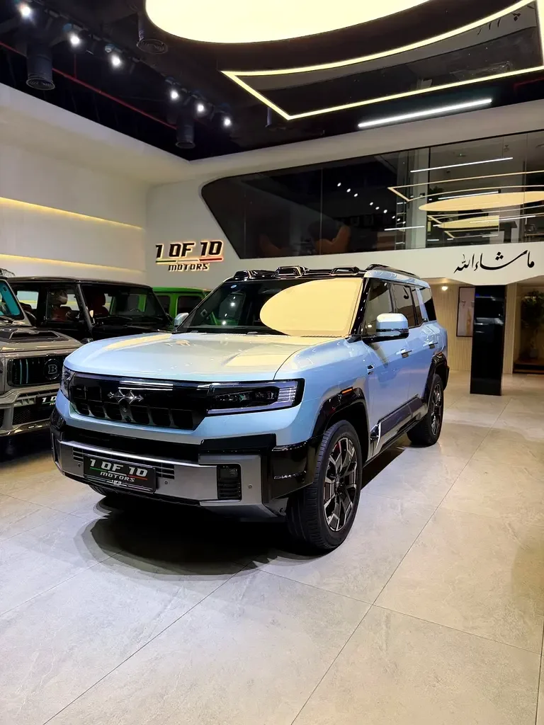 BYD FangChengBao Leopard 8 2.0 AT 4WD (952 hp) - 2