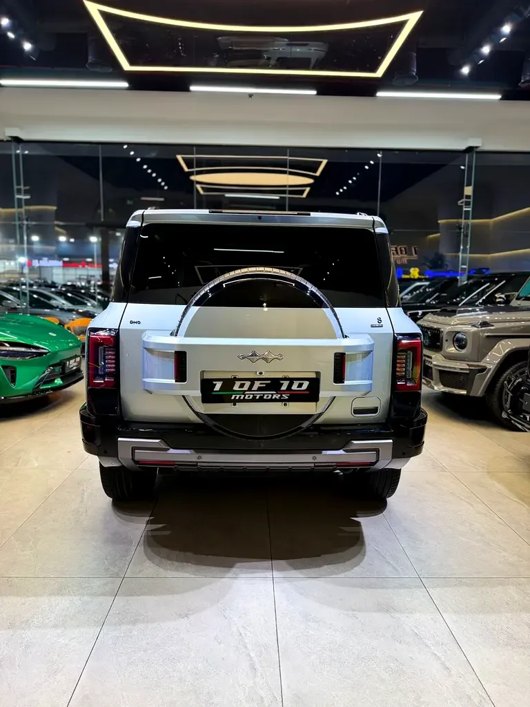 BYD FangChengBao Leopard 8 2.0 AT 4WD (952 hp) - 4