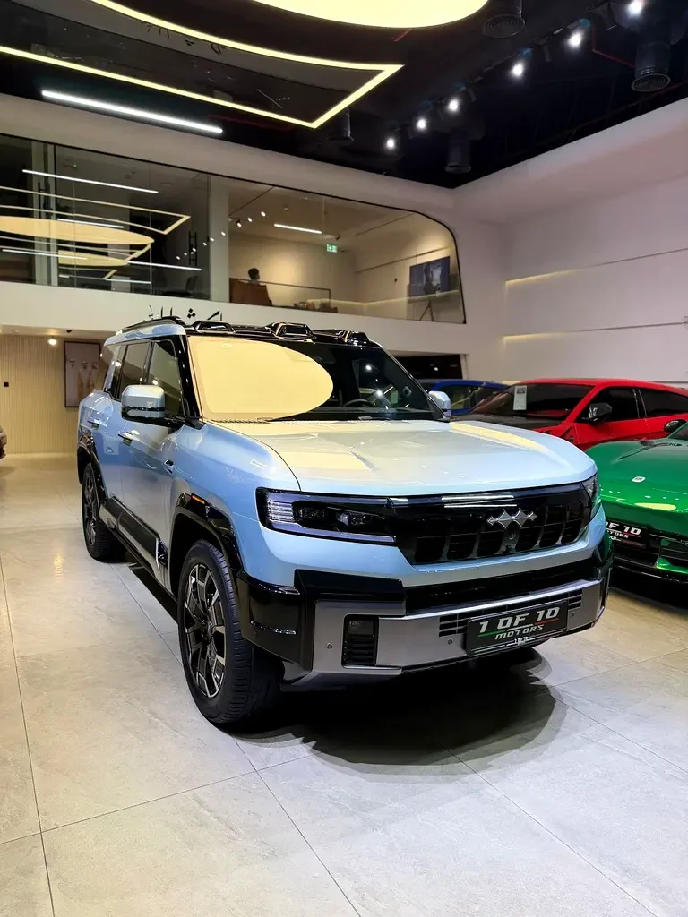 BYD FangChengBao Leopard 8 2.0 AT 4WD (952 hp) - 3