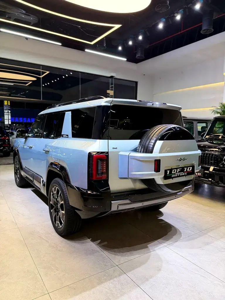 BYD FangChengBao Leopard 8 2.0 AT 4WD (952 hp) - 6