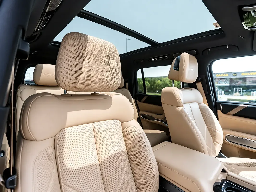 BYD FangChengBao Leopard 8 2.0 AT 4WD (952 hp) - 13