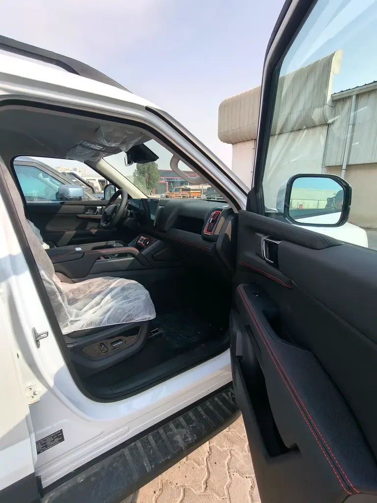 BYD Shark (Shark 6) 1.5 AT AWD (435 hp) - 6
