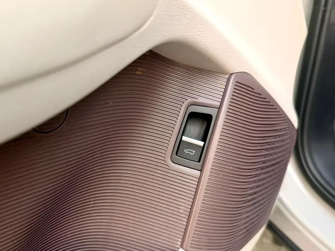 BYD Song Plus E AT (204 hp) - 14