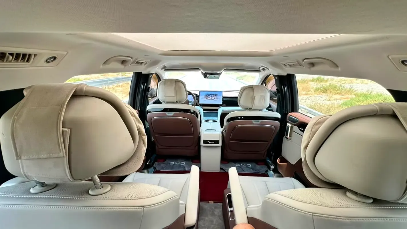 BYD Xia (M9) 1.5 CVT (272 حصان) - 14