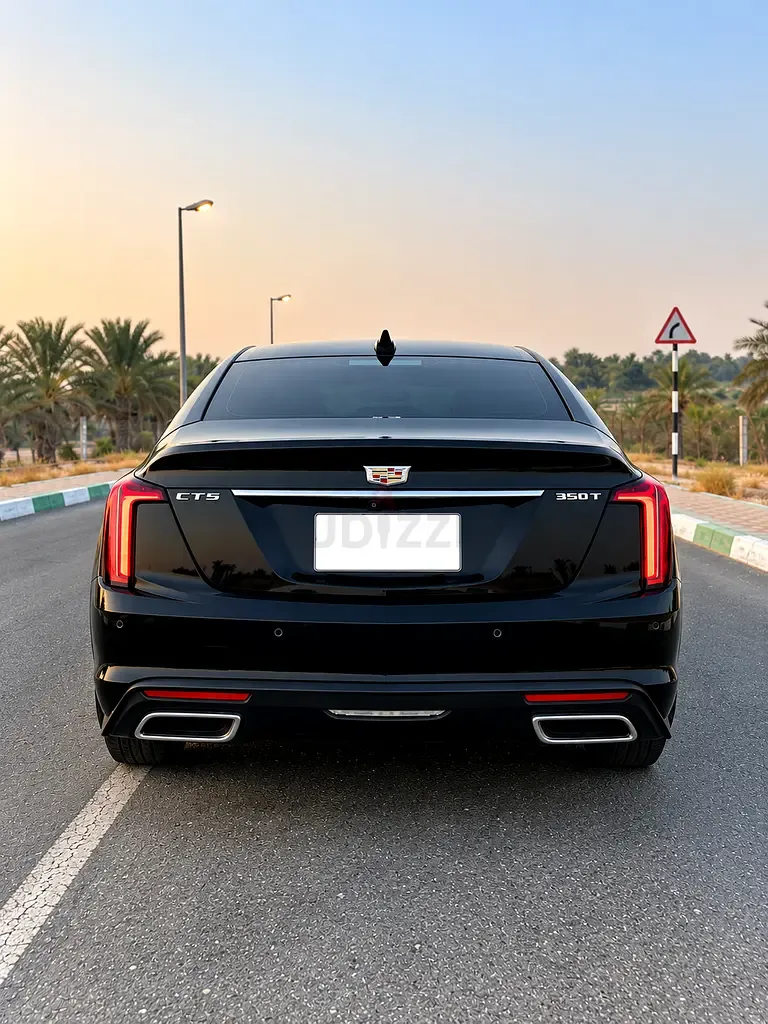 Cadillac CT5 2.0 AT (241 حصان) - 2