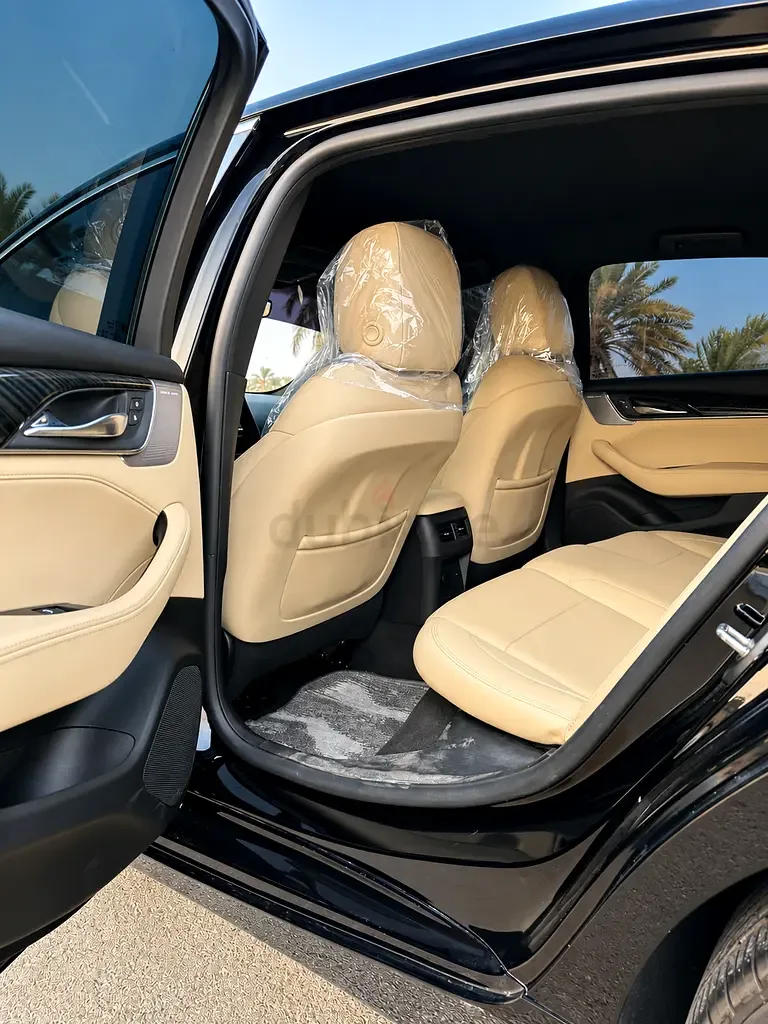 Cadillac CT5 2.0 AT (241 حصان) - 5