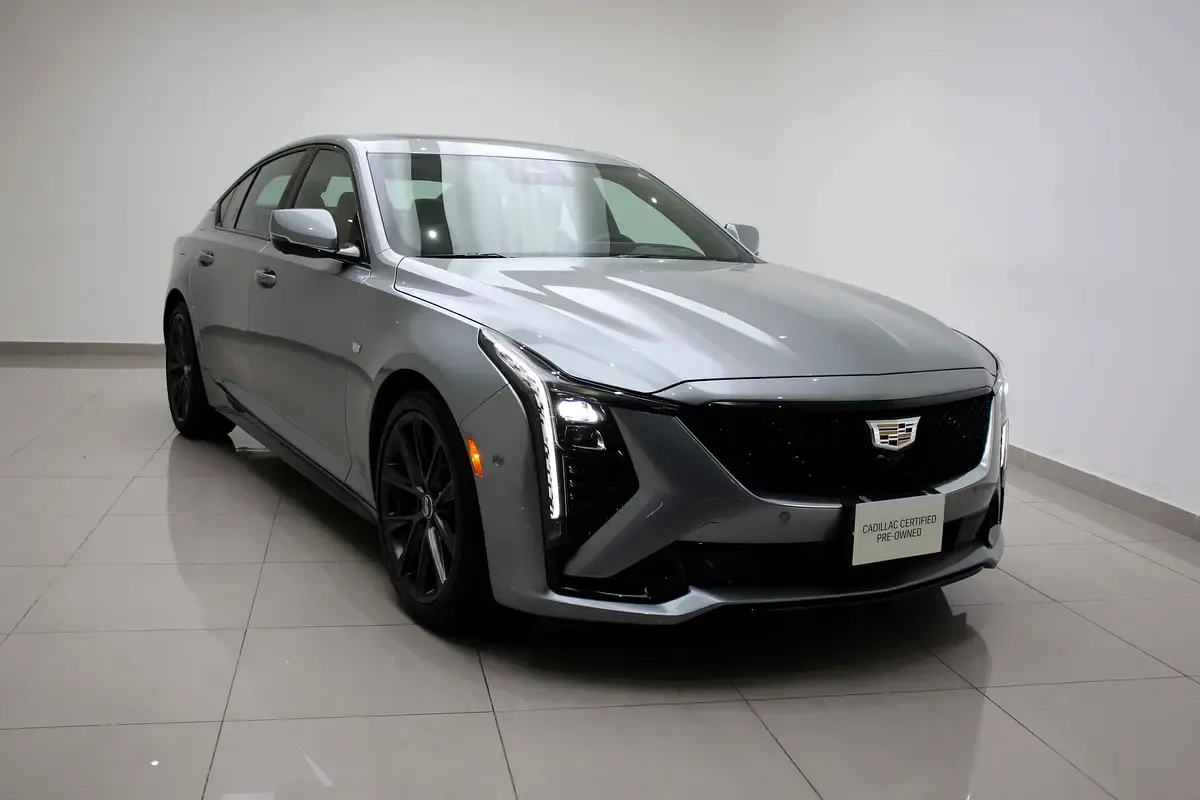 Cadillac CT5 2.0 AT (241 hp)
