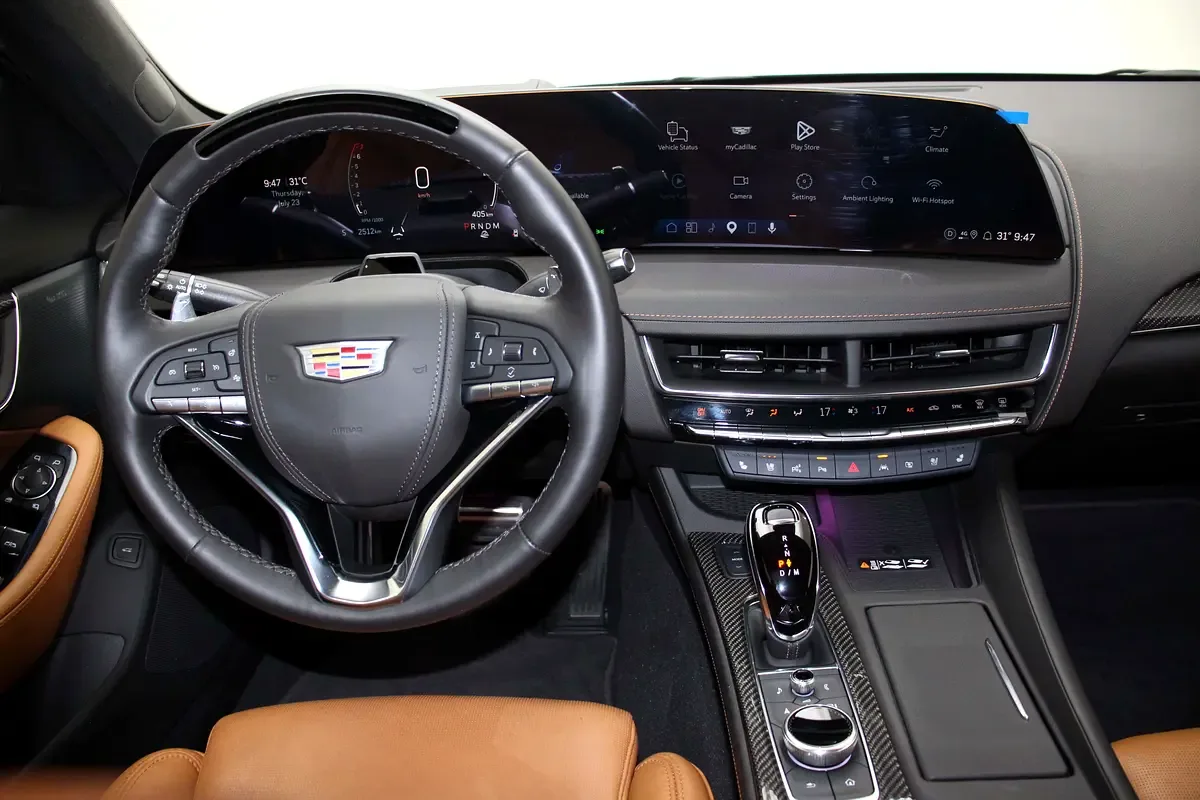 Cadillac CT5 2.0 AT (241 hp) - 7