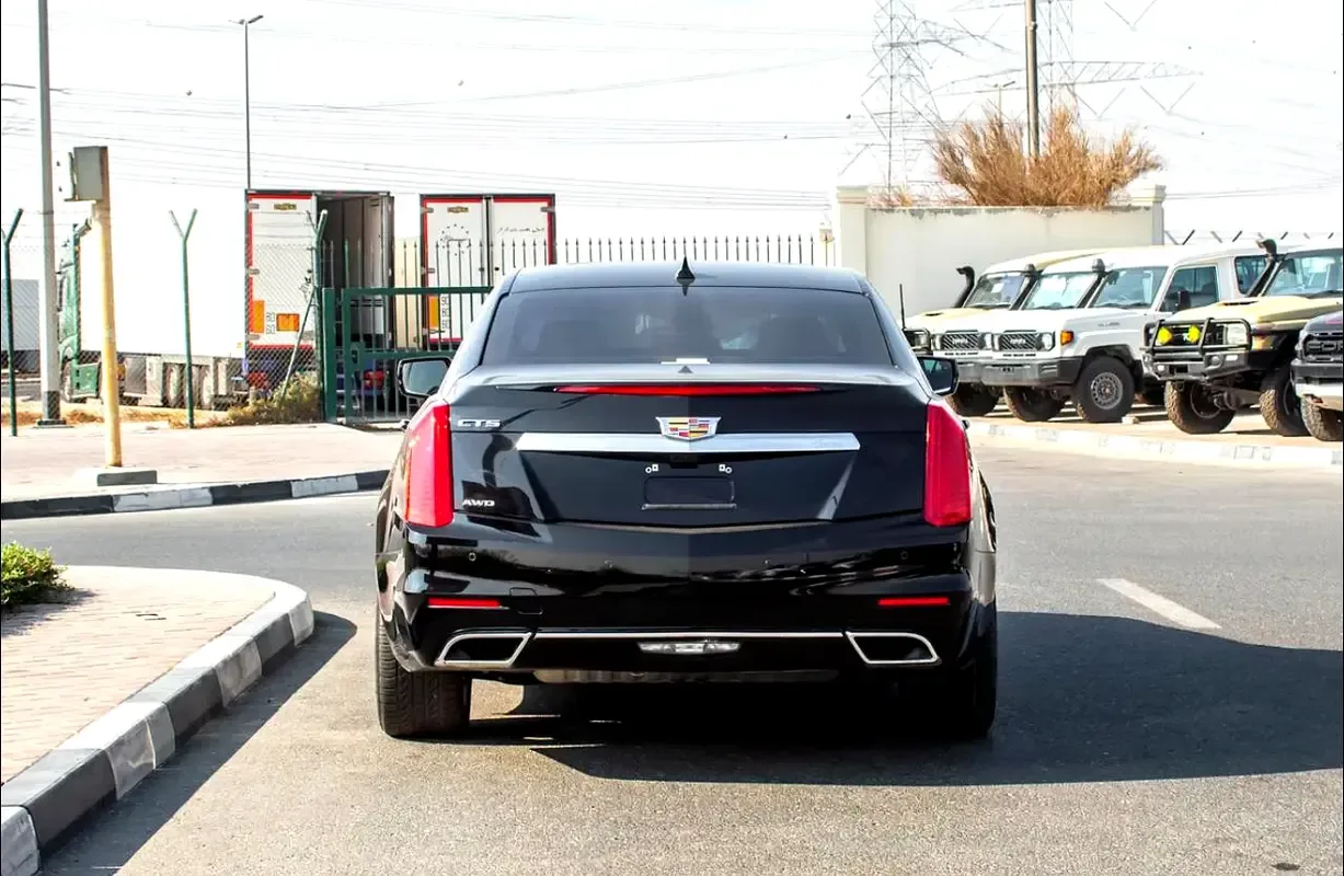 Cadillac CTS 2.0 AT RWD (240 حصان) - 8