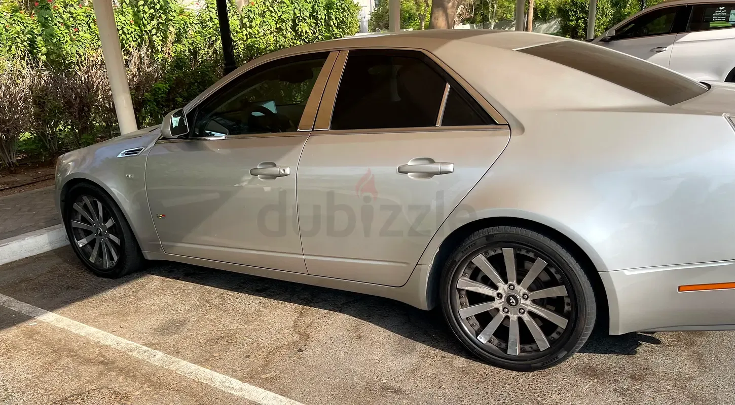 Cadillac CTS-V 6.2 AT (564 حصان) - 11