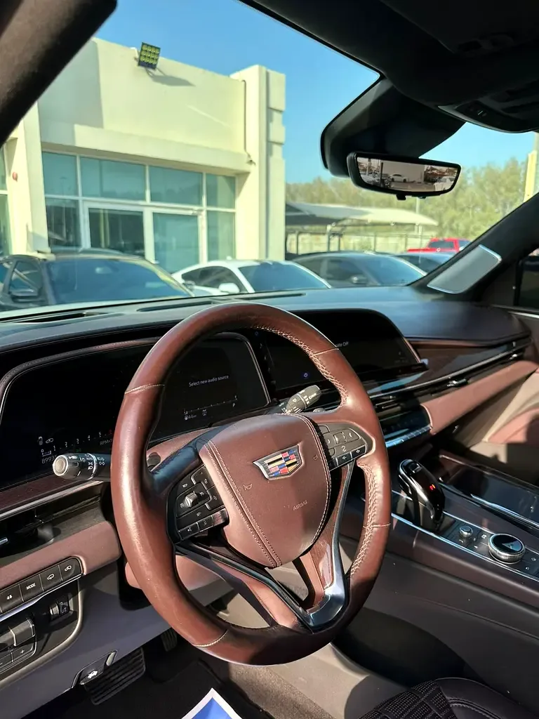 Cadillac Escalade 6.2 AT 4WD (416 hp) - 5