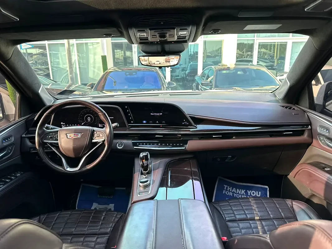 Cadillac Escalade 6.2 AT 4WD (416 hp) - 6