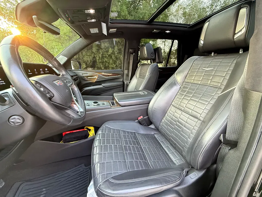 Cadillac Escalade 6.2 AT 4WD (416 حصان) - 11