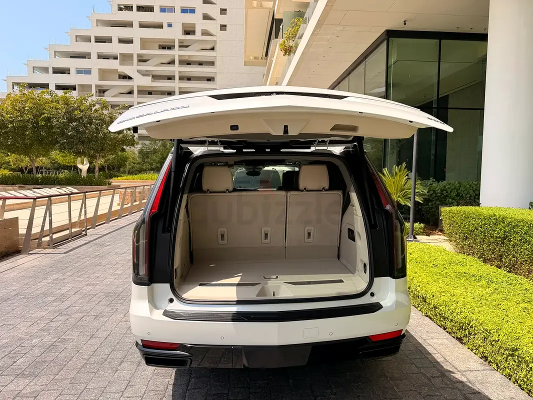 Cadillac Escalade 6.2 AT 4WD (416 hp) - 19