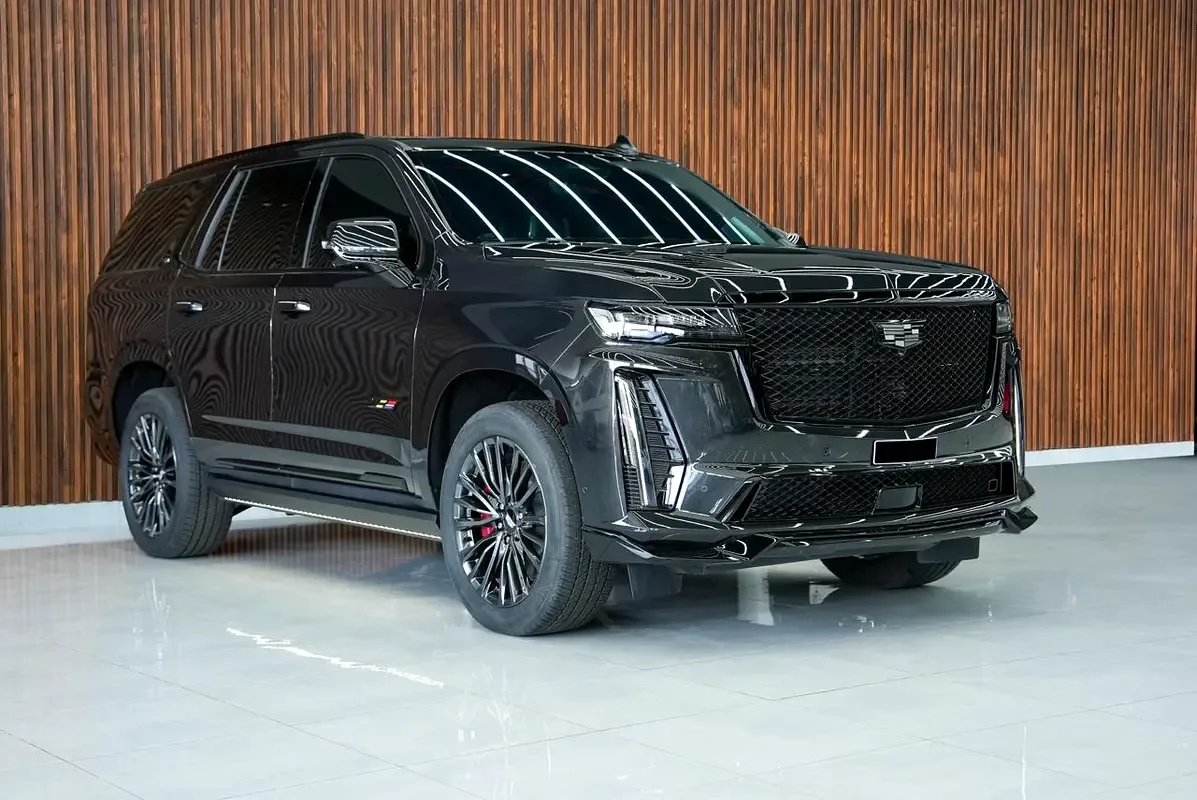 Cadillac Escalade 6.2 AT 4WD (416 hp) - 2