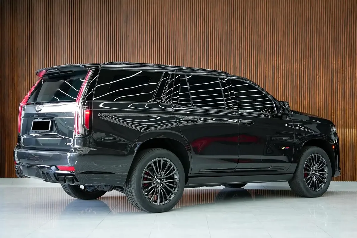 Cadillac Escalade 6.2 AT 4WD (416 hp) - 6
