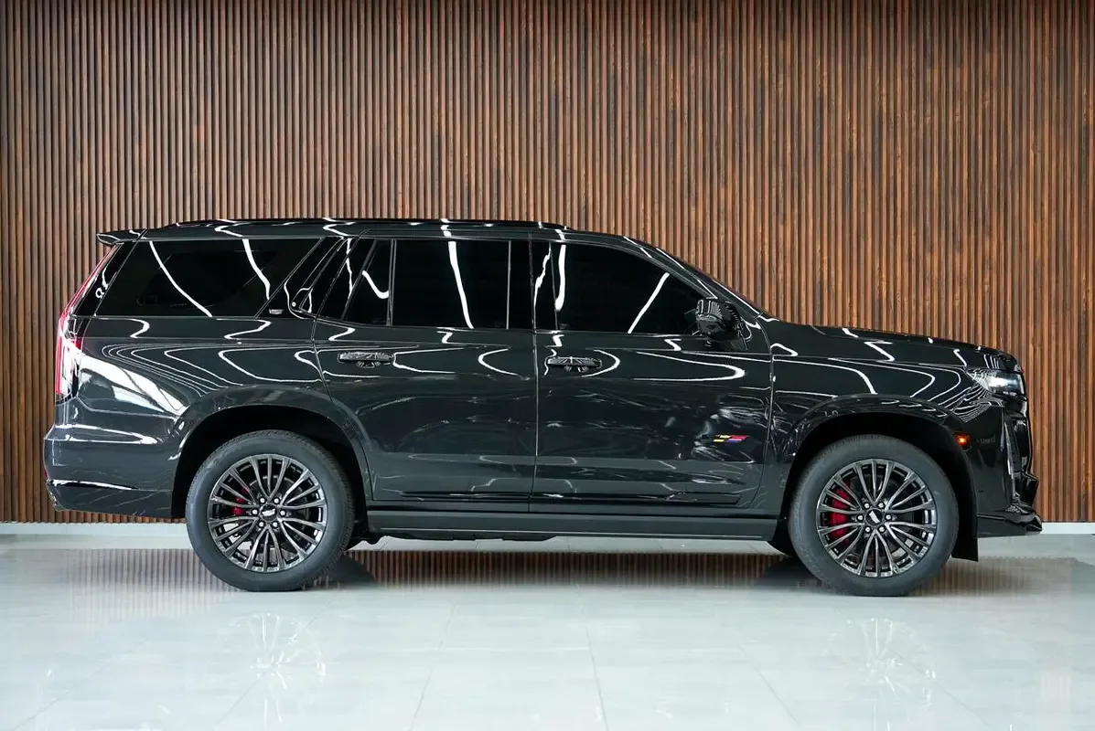 Cadillac Escalade 6.2 AT 4WD (416 hp) - 5