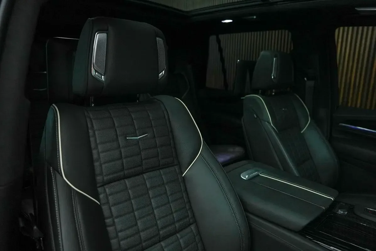 Cadillac Escalade 6.2 AT 4WD (416 hp) - 15