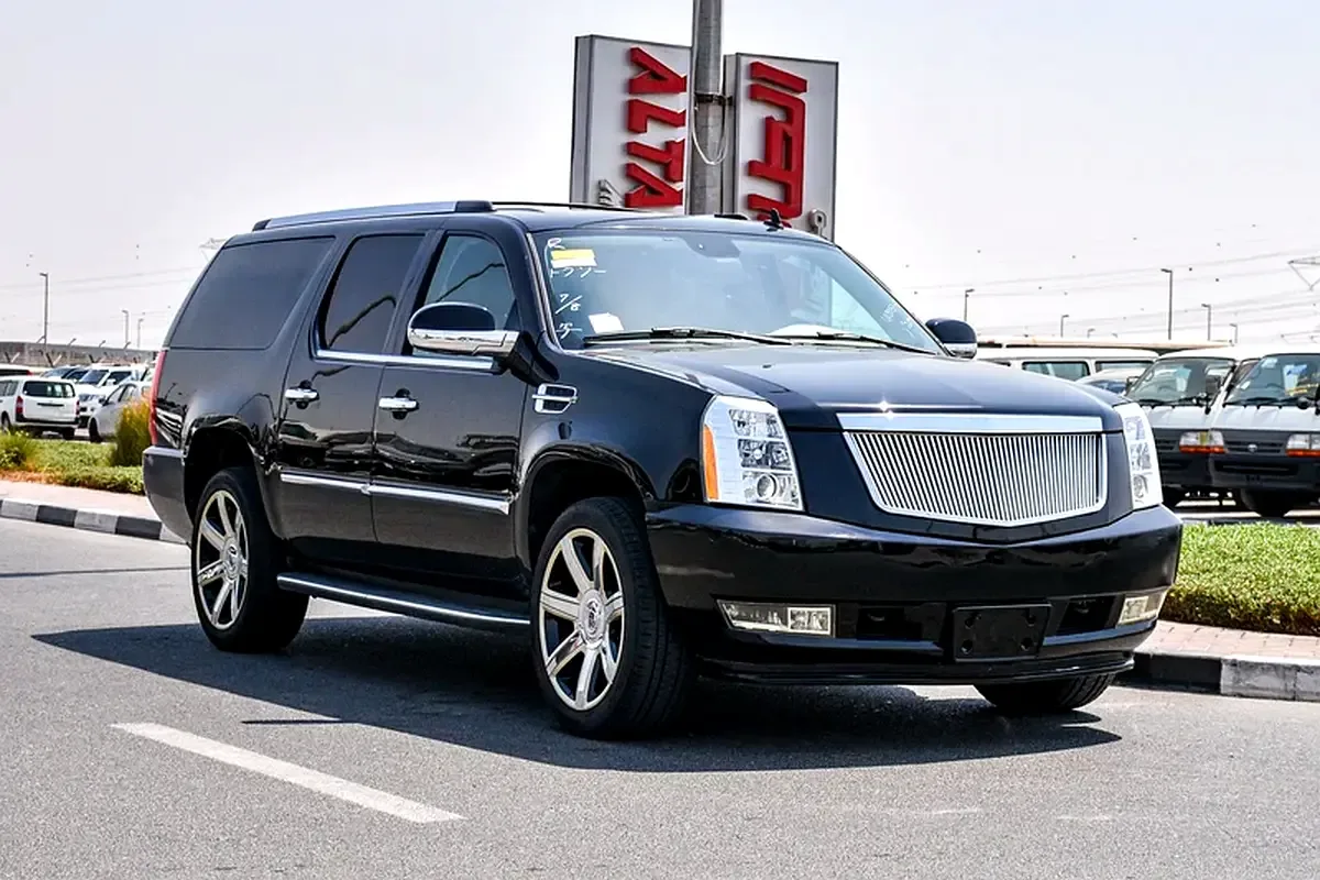 Cadillac Escalade 6.2 AT AWD (409 hp)