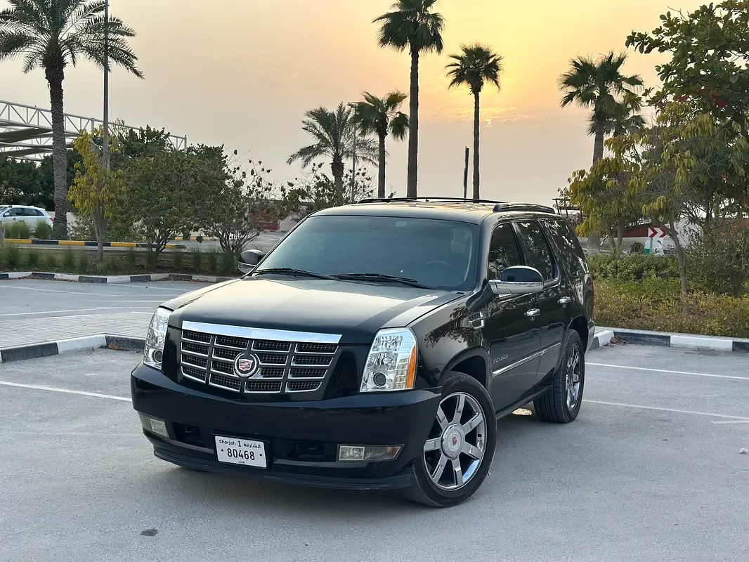 Cadillac Escalade 6.2 AT AWD (409 حصان) - 7