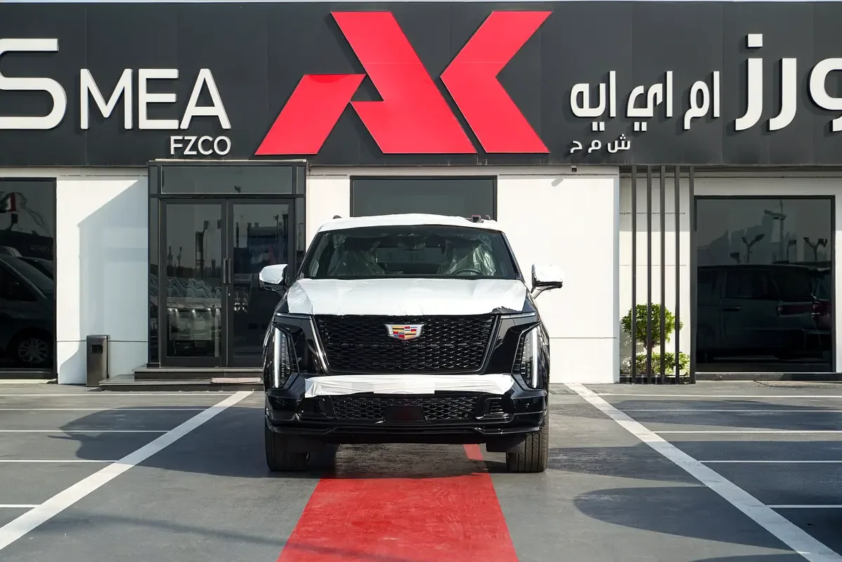Cadillac Escalade 6.2 AT AWD (420 حصان) - 2