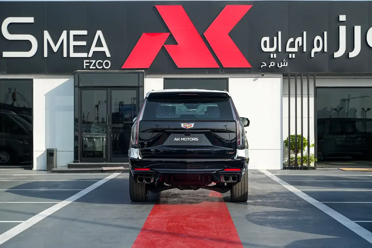 Cadillac Escalade 6.2 AT AWD (420 حصان) - 5