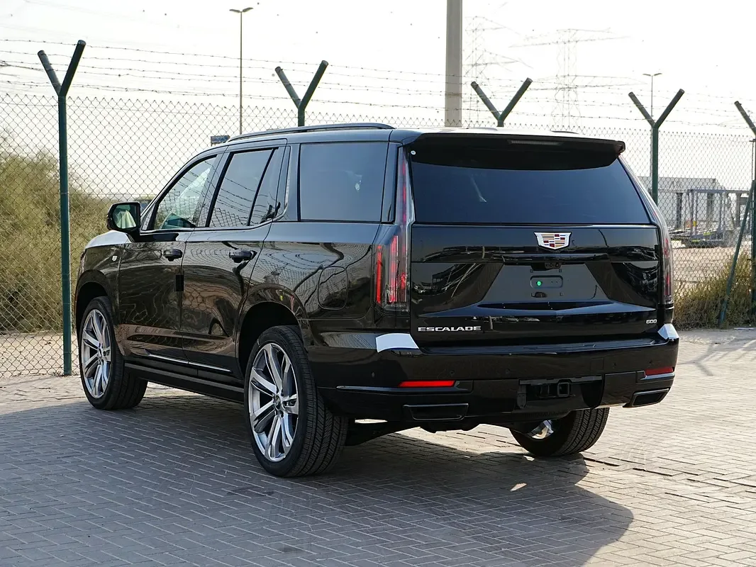 Cadillac Escalade 6.2 AT AWD (420 hp) - 4