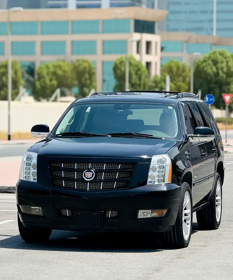 Cadillac Escalade 6.2 AT AWD (426 hp)