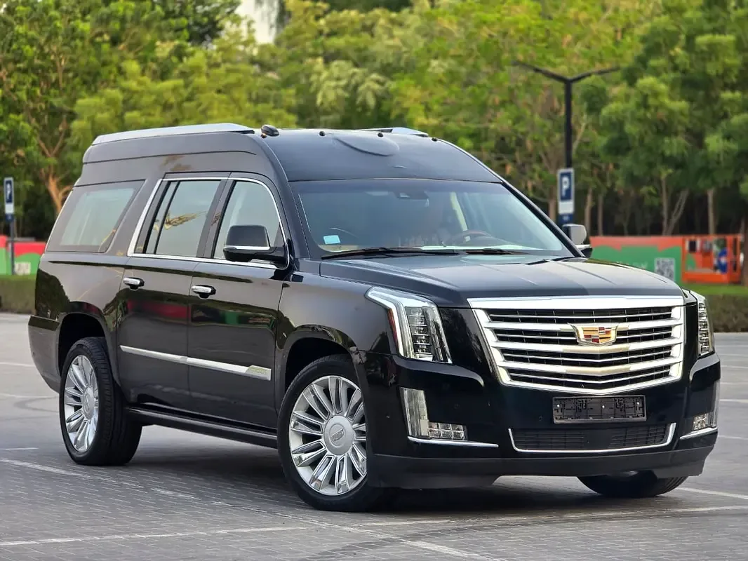 Cadillac Escalade 6.2 AT AWD (426 hp)