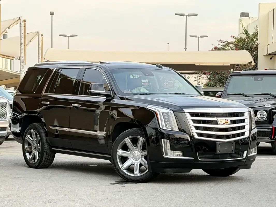 Cadillac Escalade 6.2 AT AWD (426 حصان) - 3