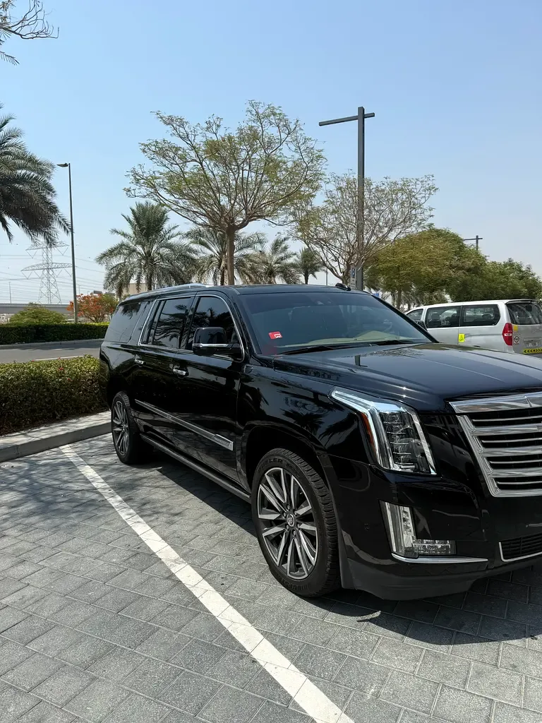Cadillac Escalade 6.2 AT AWD (426 hp) - 2