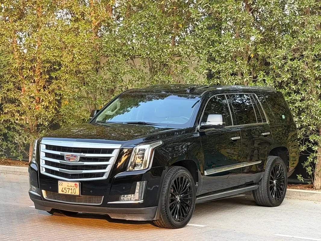 Cadillac Escalade 6.2 AT AWD (426 حصان) - 3