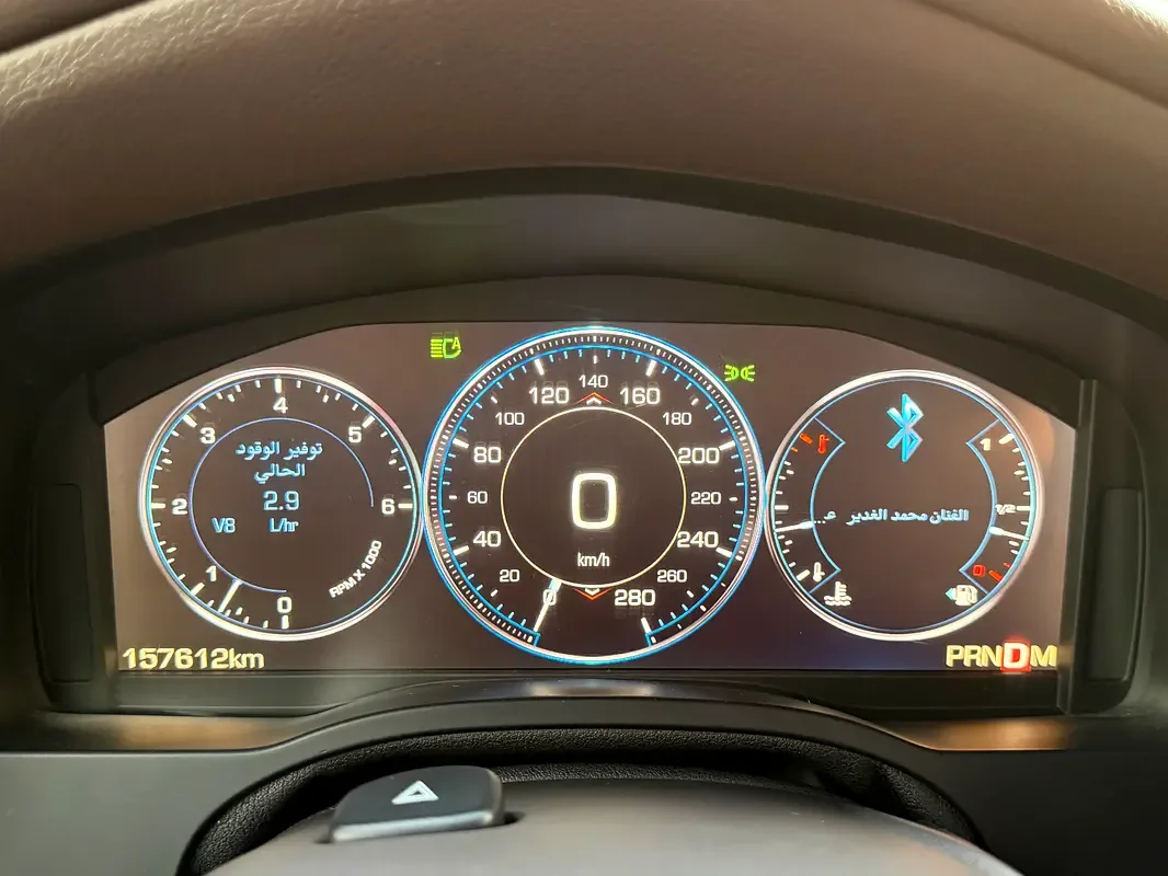 Cadillac Escalade 6.2 AT AWD (426 حصان) - 19