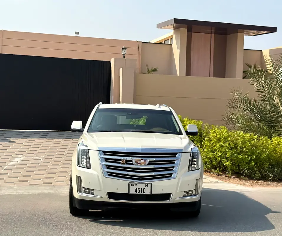 Cadillac Escalade 6.2 AT AWD (426 hp) - 3