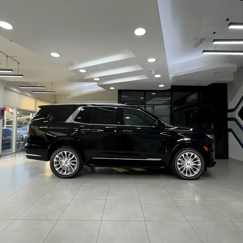 Cadillac Escalade 6.2 AT RWD (420 hp) - 3