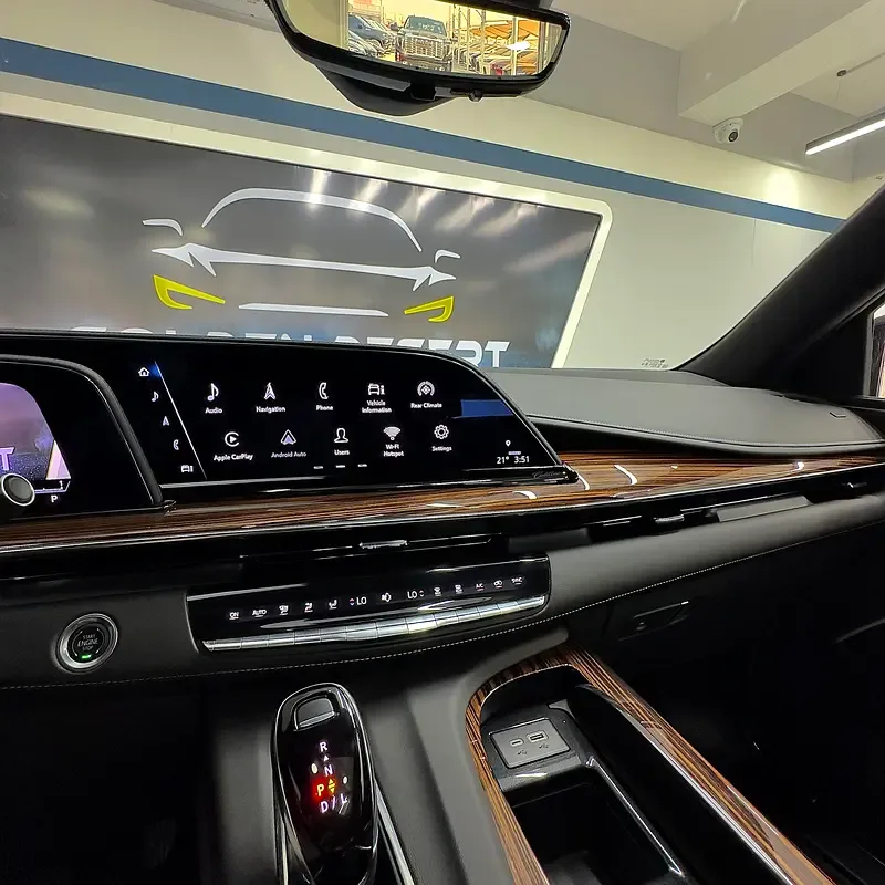 Cadillac Escalade 6.2 AT RWD (420 hp) - 8