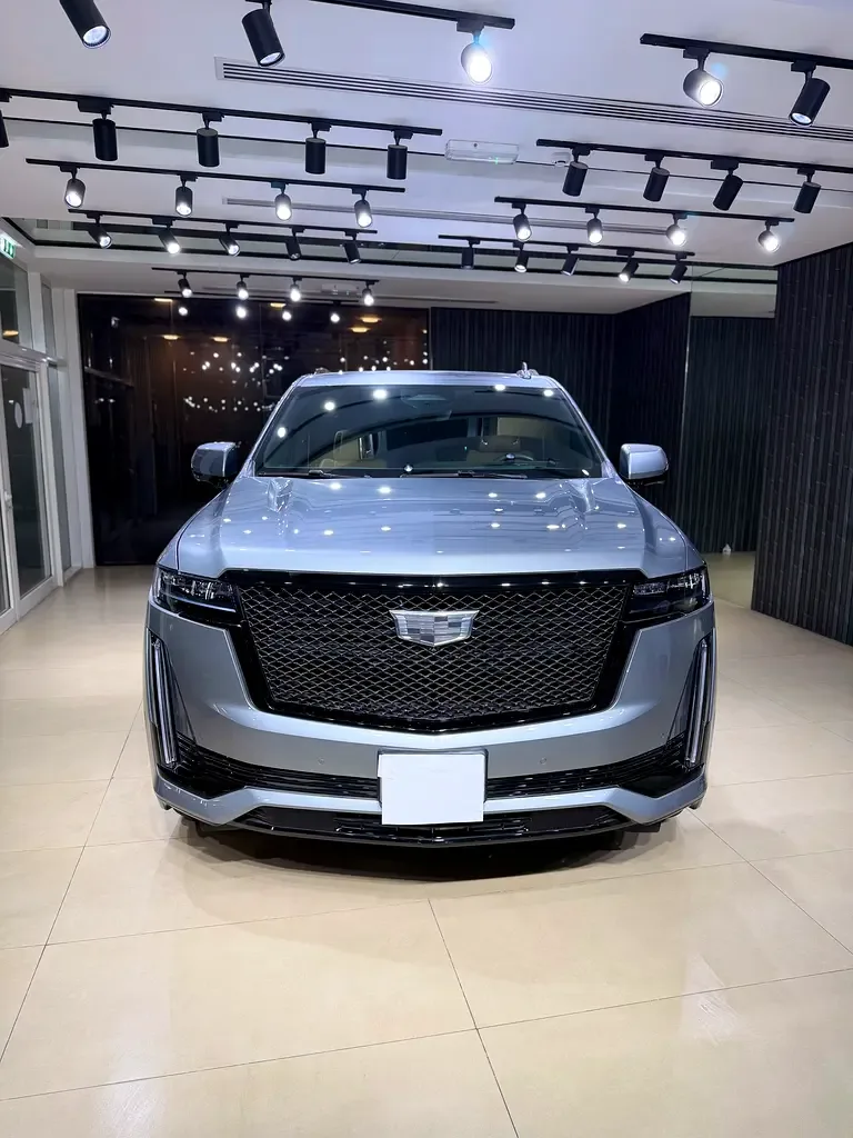 Cadillac Escalade 6.2 AT RWD (420 حصان) - 3