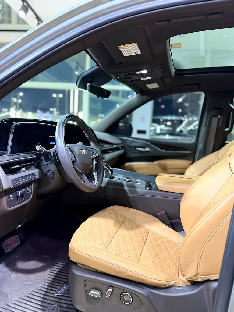 Cadillac Escalade 6.2 AT RWD (420 حصان) - 5
