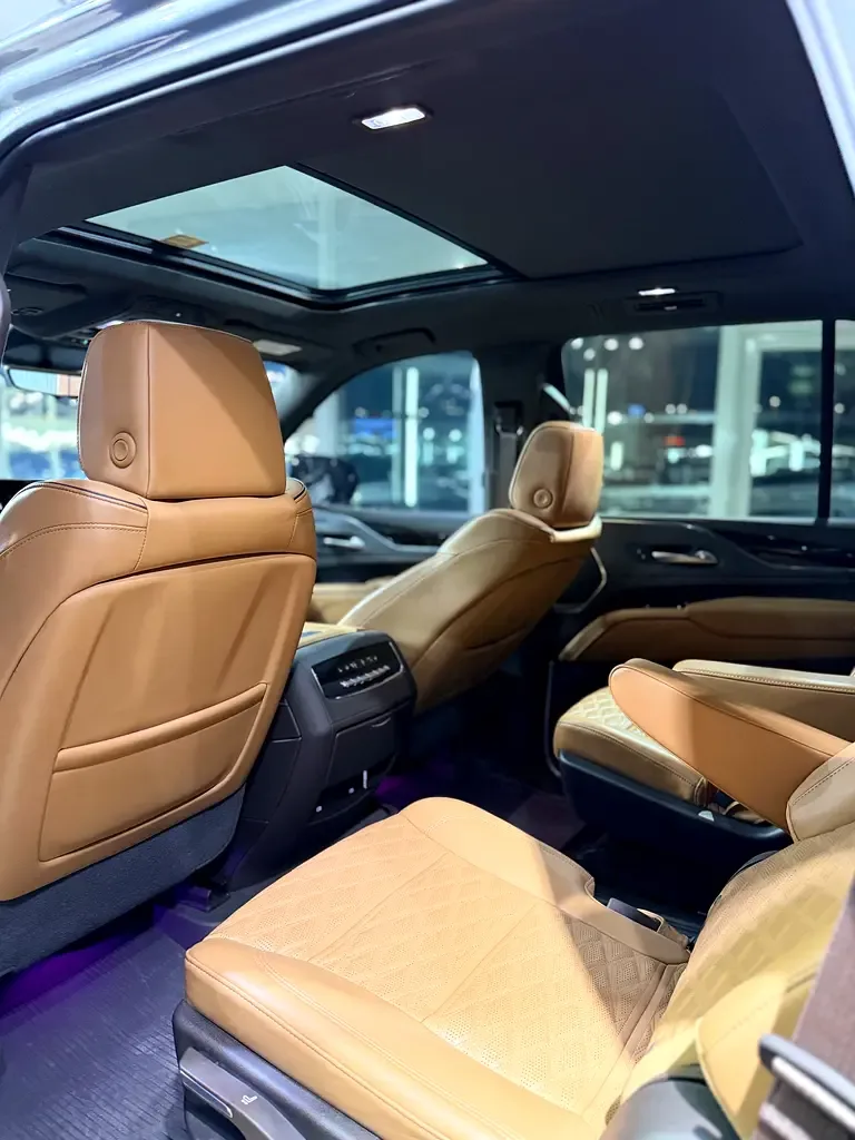 Cadillac Escalade 6.2 AT RWD (420 حصان) - 11