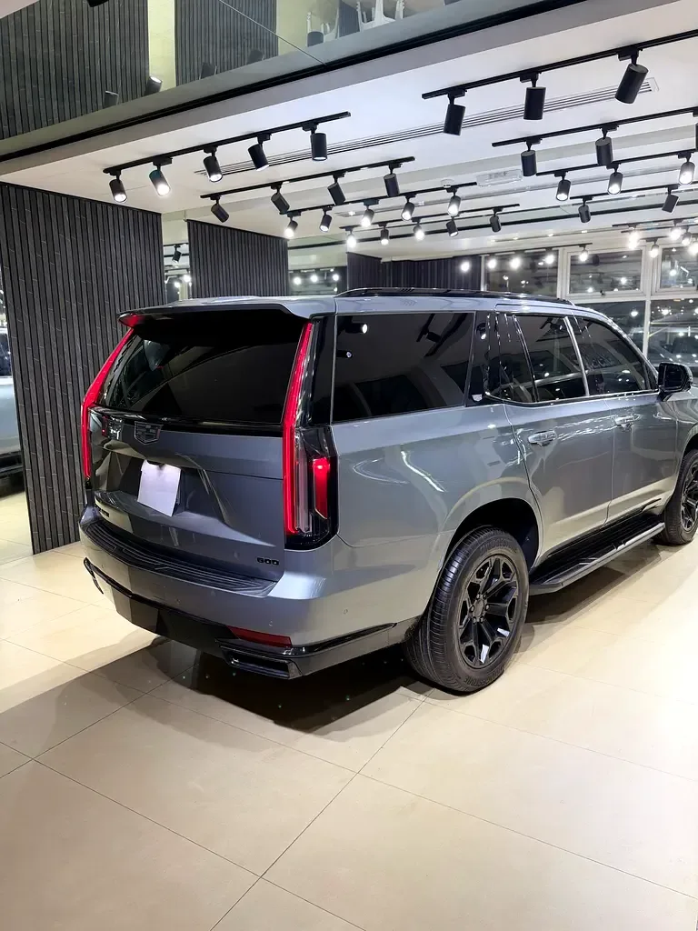 Cadillac Escalade 6.2 AT RWD (420 حصان) - 9