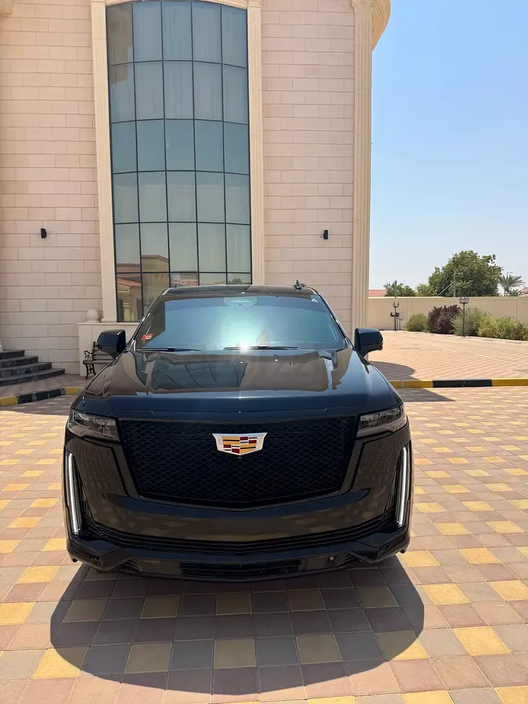 Cadillac Escalade 6.2 AT RWD (420 hp)
