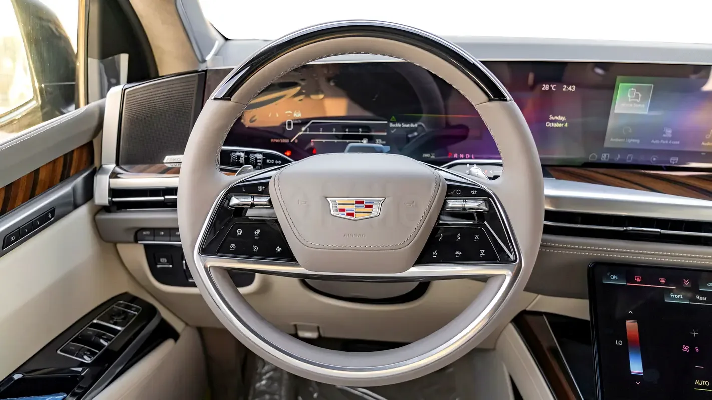 Cadillac Escalade 6.2 AT RWD (420 hp) - 9