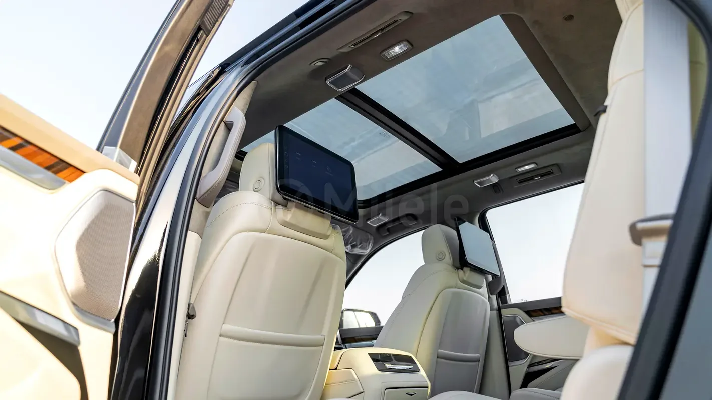 Cadillac Escalade 6.2 AT RWD (420 hp) - 16